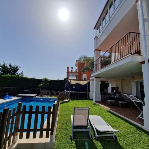 4 quarto Moradia para venda em Cerro del Aguila, Mijas com piscina garagem - 800 000 € (Ref: 9528029)