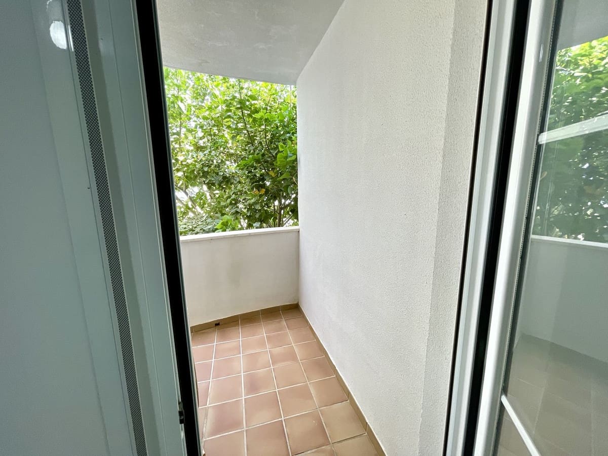 3 slaapkamer Appartement te koop in Manilva met zwembad - € 260.000 (Ref: 9528456)