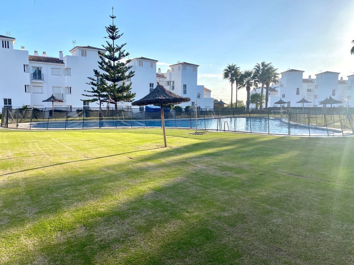 2 slaapkamer Appartement te koop in Manilva met zwembad - € 262.500 (Ref: 9528458)