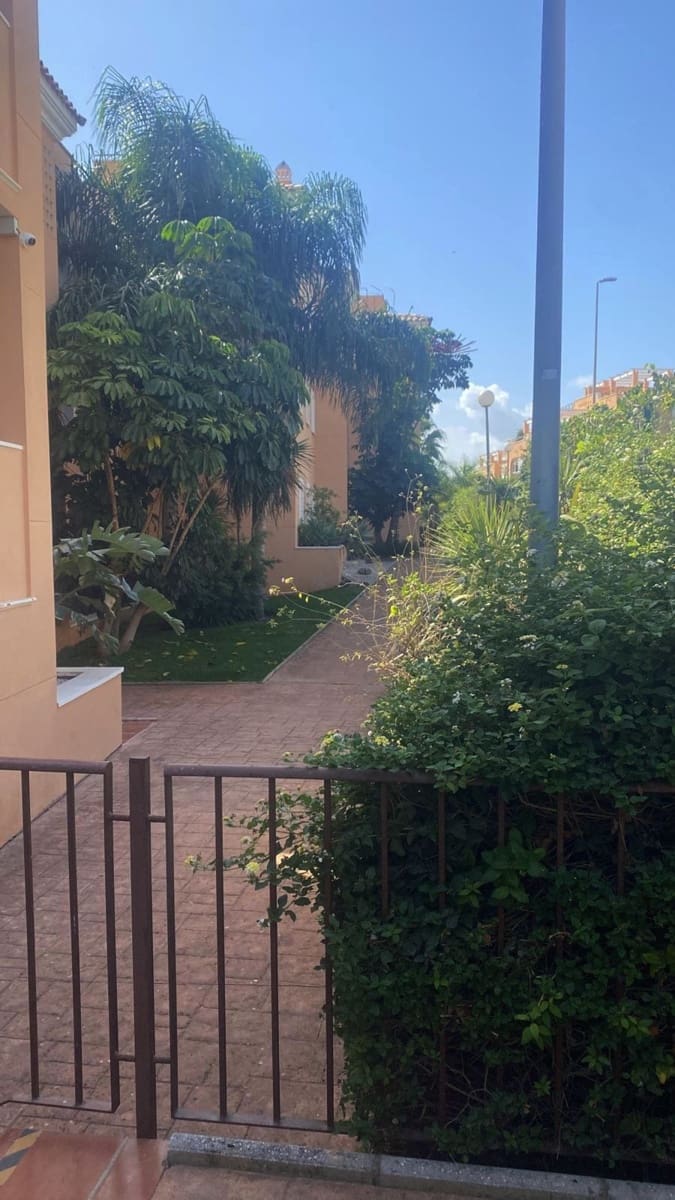 1 sypialnia Apartament na sprzedaż w Casares z basenem garażem - 265 000 € (Ref: 9528464)