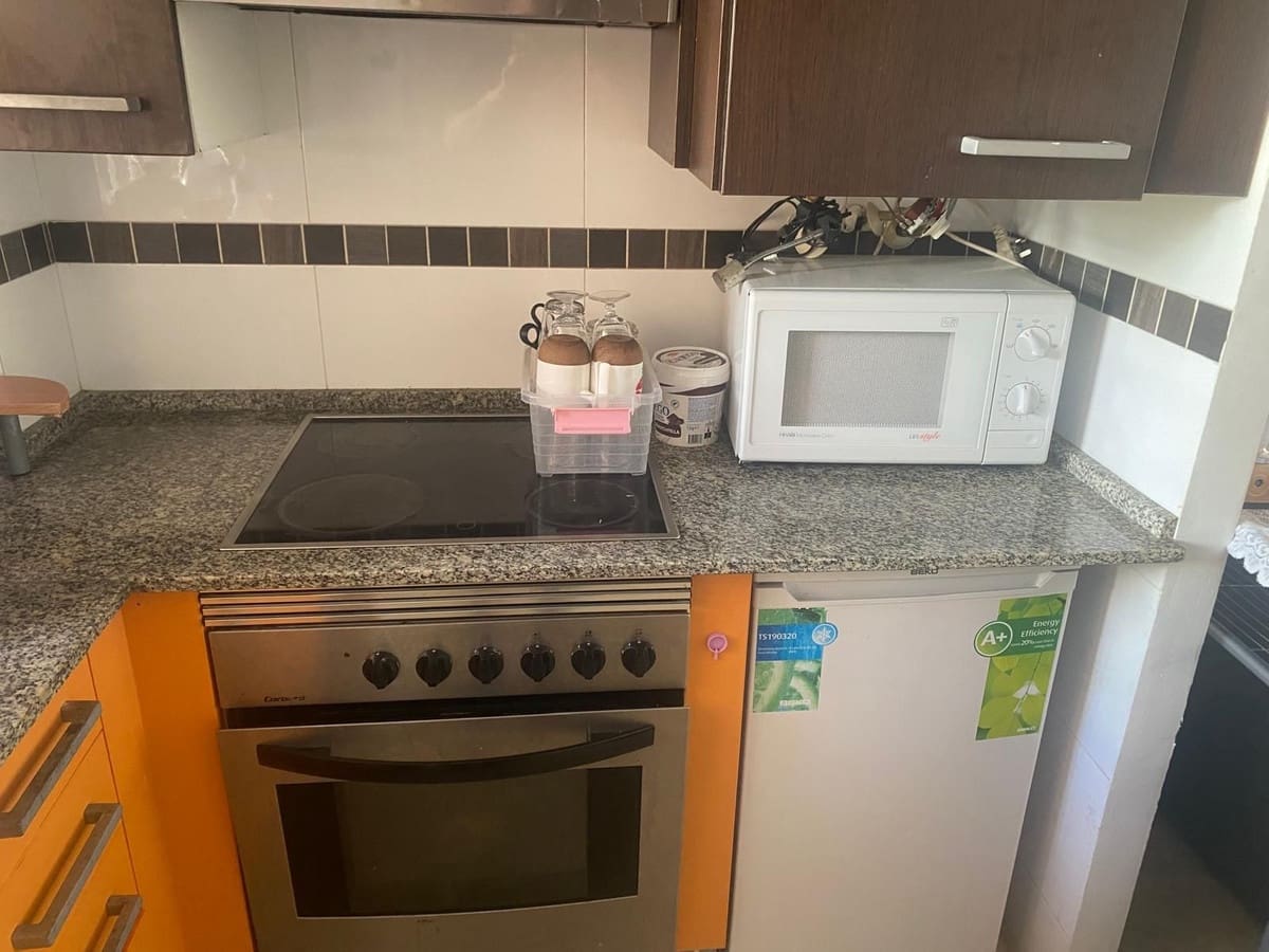 1 sypialnia Apartament na sprzedaż w Casares z basenem garażem - 265 000 € (Ref: 9528464)