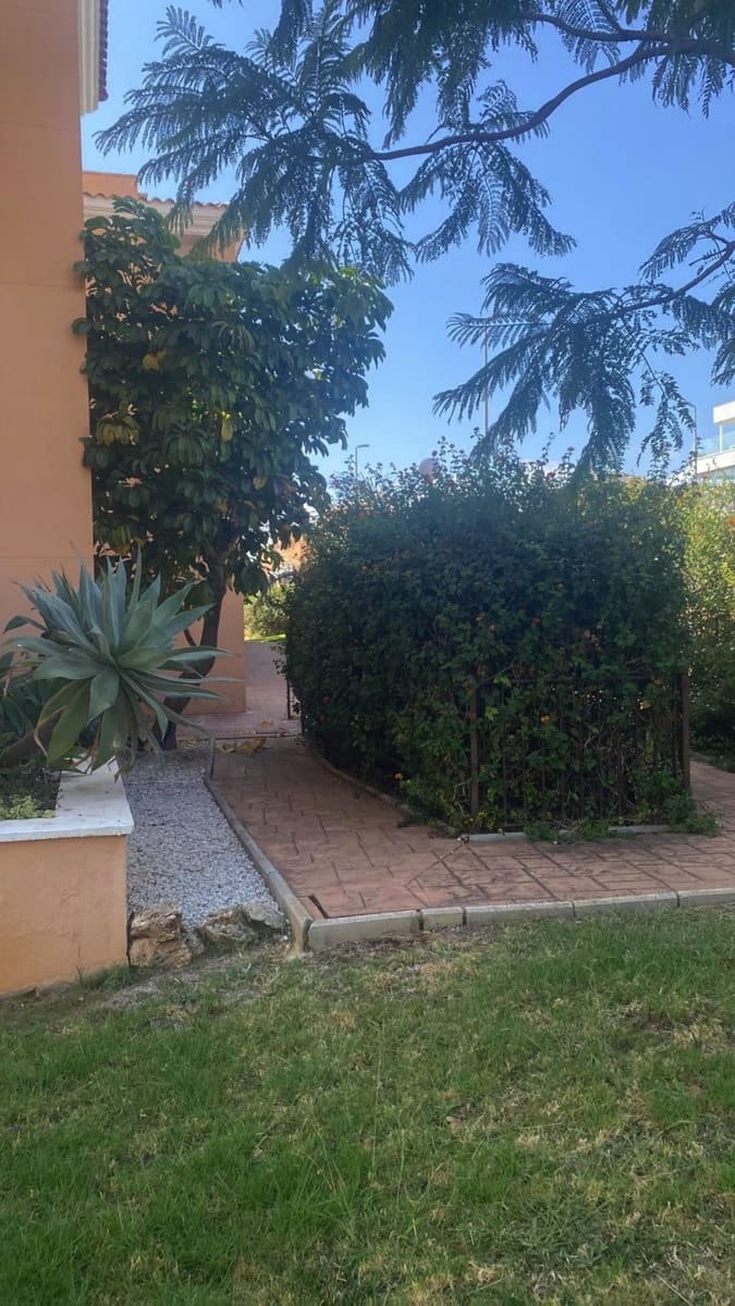 1 sypialnia Apartament na sprzedaż w Casares z basenem garażem - 265 000 € (Ref: 9528464)