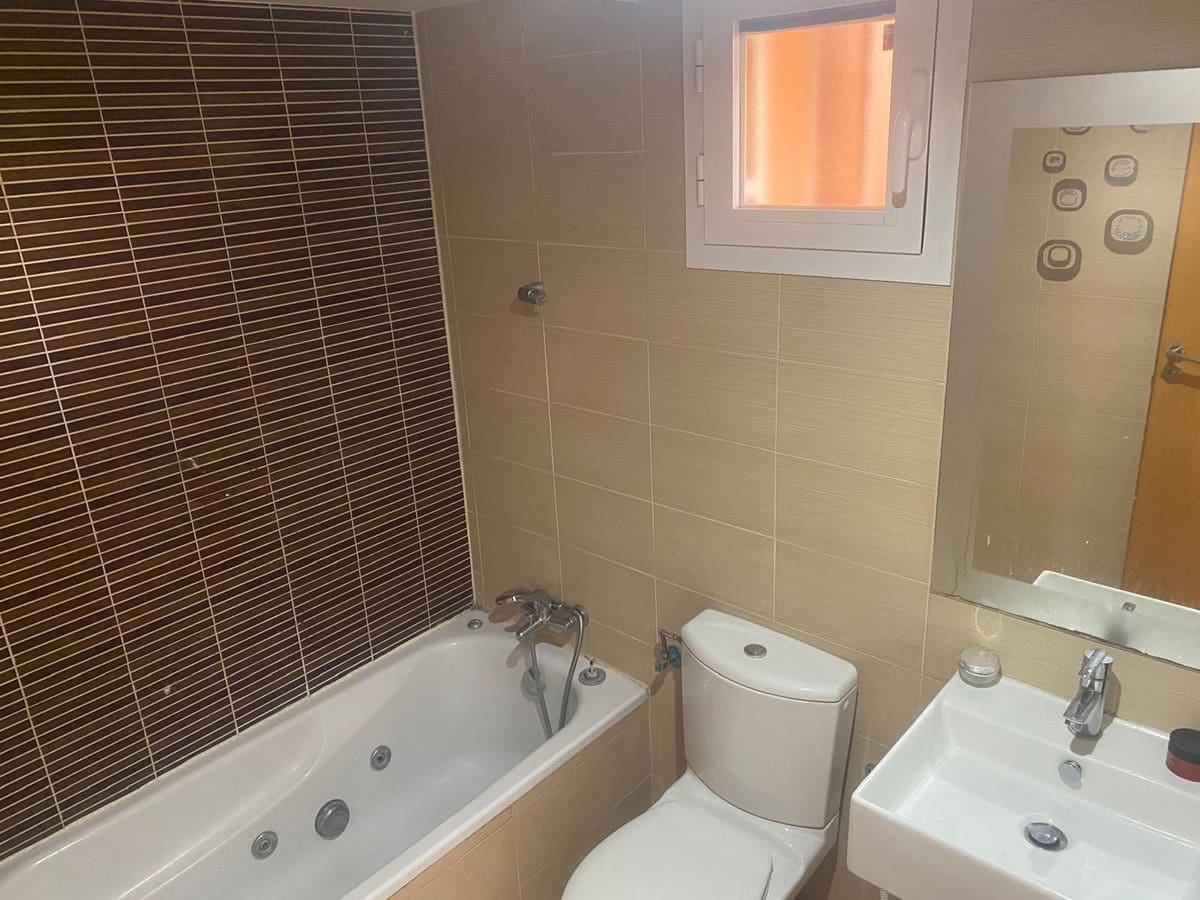 1 sypialnia Apartament na sprzedaż w Casares z basenem garażem - 265 000 € (Ref: 9528464)