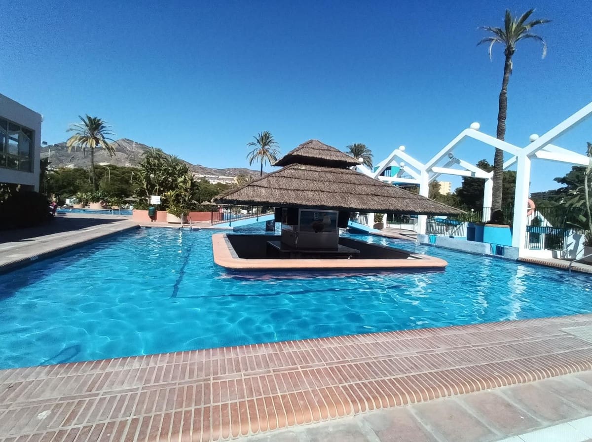 Studio til salg i Benalmadena Costa med swimmingpool - € 266.000 (Ref: 9528566)
