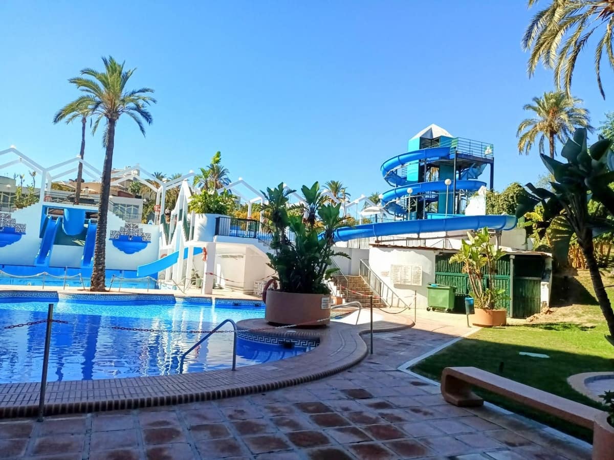Studio til salg i Benalmadena Costa med swimmingpool - € 266.000 (Ref: 9528566)