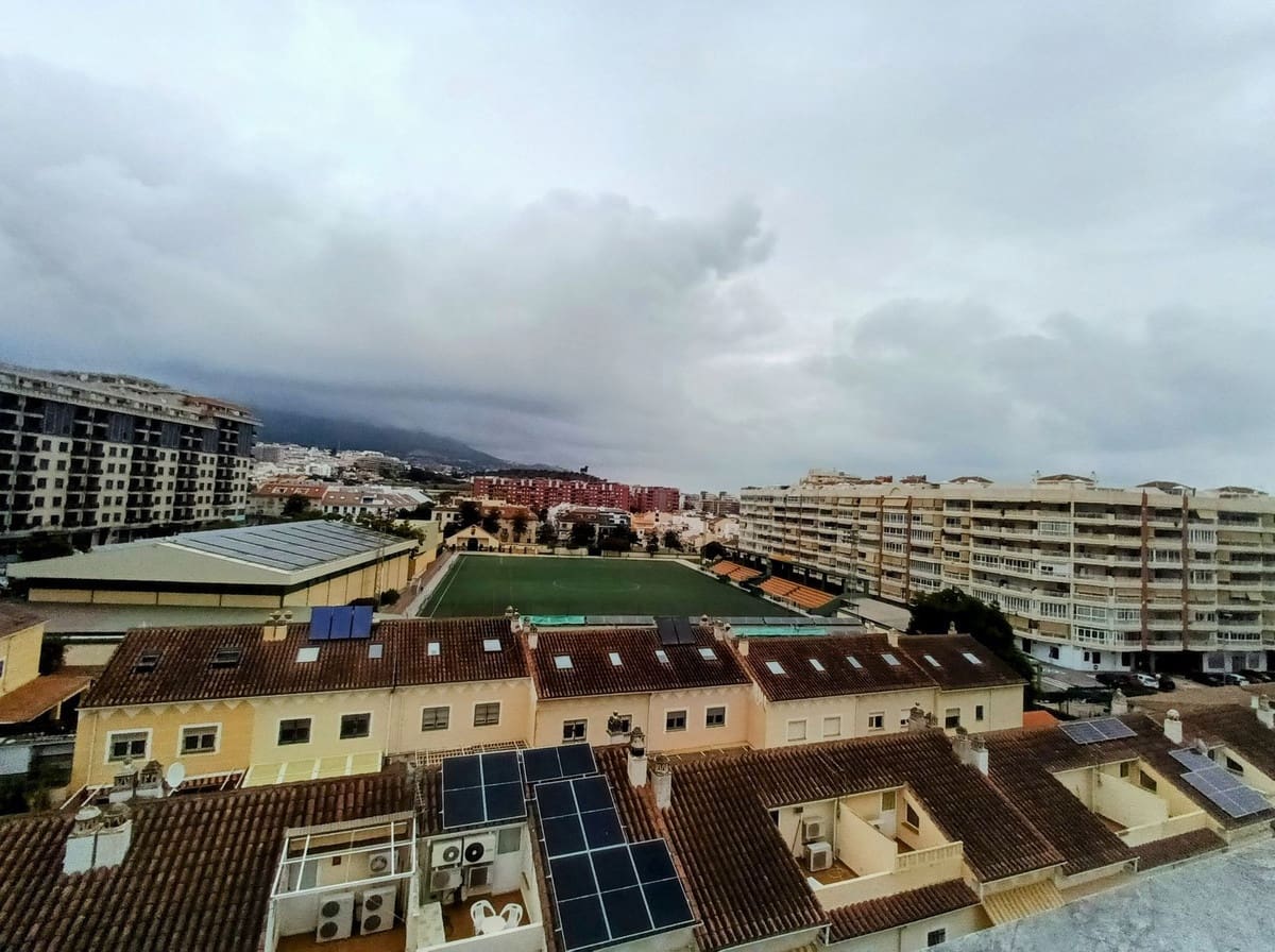 1 slaapkamer Penthouse te koop in Fuengirola met zwembad - € 270.000 (Ref: 9528610)