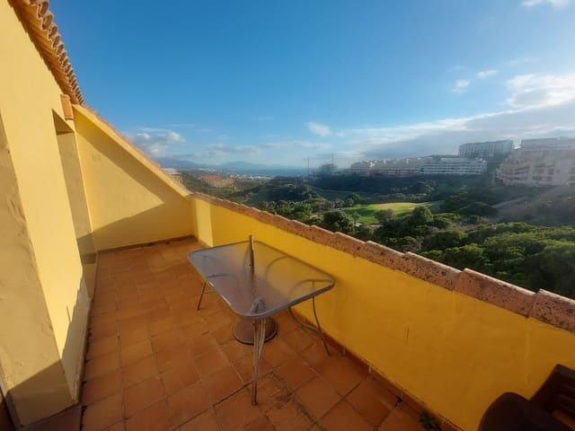 2 soveværelse Penthouse til salg i La Duquesa / Puerto de la Duquesa, Manilva med swimmingpool garage - € 275.000 (Ref: 9528654)