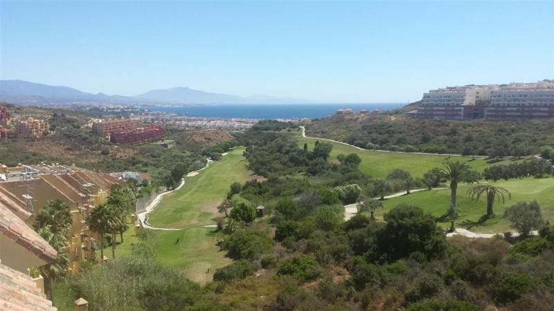 2 camera da letto Attico in vendita in La Duquesa / Puerto de la Duquesa con piscina garage - 275.000 € (Rif: 9528654)