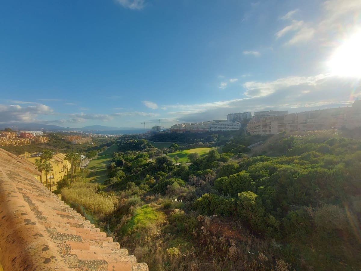 2 camera da letto Attico in vendita in La Duquesa / Puerto de la Duquesa con piscina garage - 275.000 € (Rif: 9528654)