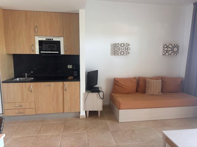 3 soveværelse Penthouse til salg i Manilva med swimmingpool garage - € 275.000 (Ref: 9528718)