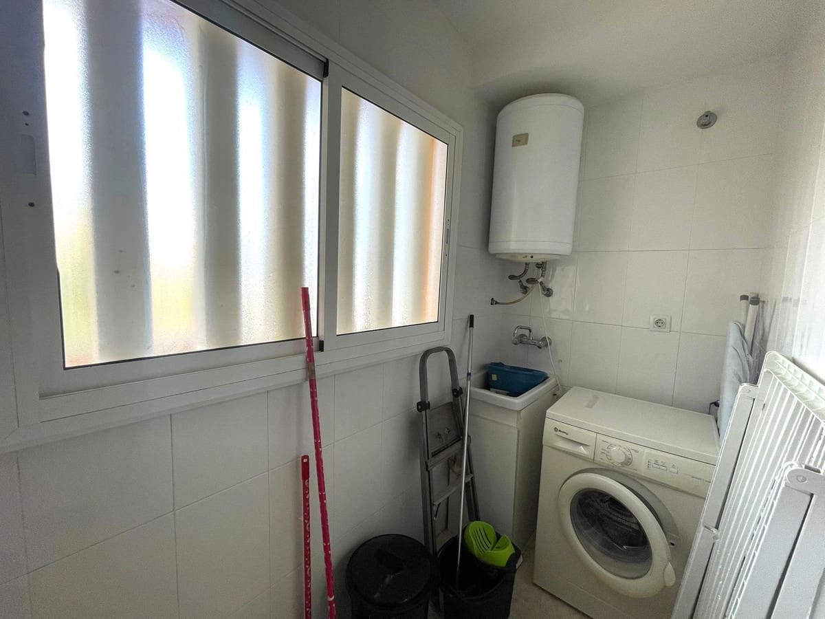 2 slaapkamer Appartement te koop in Manilva met zwembad garage - € 275.000 (Ref: 9528720)