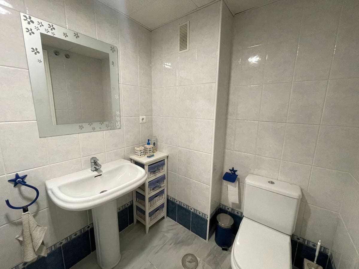 2 slaapkamer Appartement te koop in Manilva met zwembad garage - € 275.000 (Ref: 9528720)