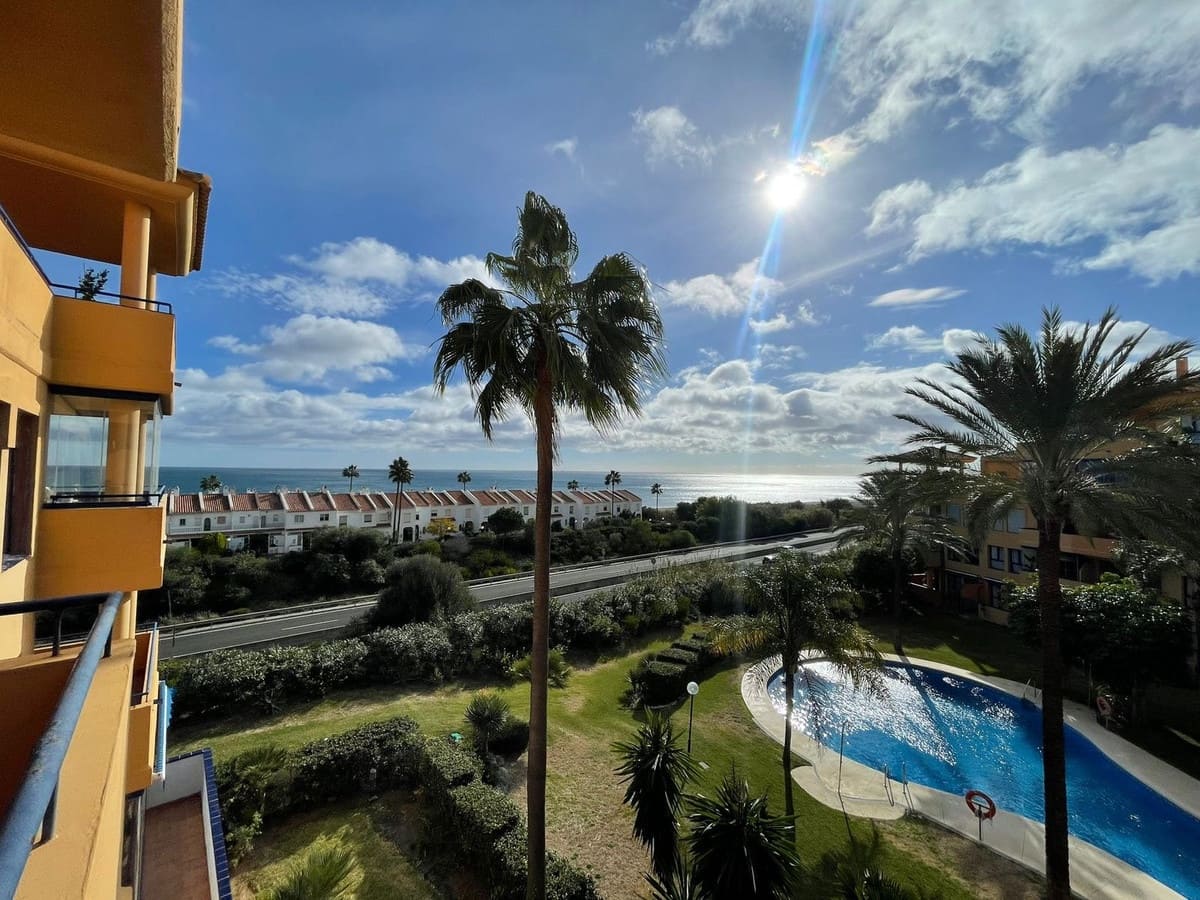 2 slaapkamer Appartement te koop in Manilva met zwembad garage - € 275.000 (Ref: 9528720)