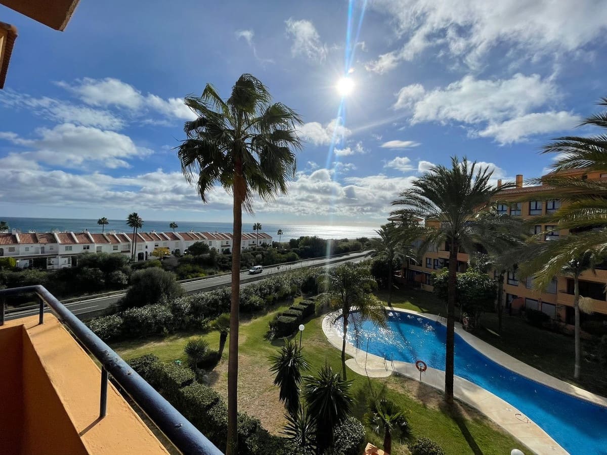 2 slaapkamer Appartement te koop in Manilva met zwembad garage - € 275.000 (Ref: 9528720)