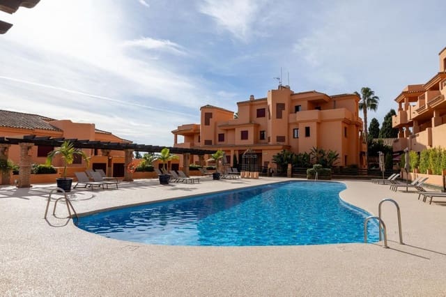 3 soverom Penthouse til salgs i El Paraíso, Benahavís med svømmebasseng - € 450 000 (Ref: 9528722)