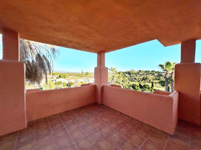 3 soverom Penthouse til salgs i El Paraíso, Benahavís med svømmebasseng - € 450 000 (Ref: 9528722)