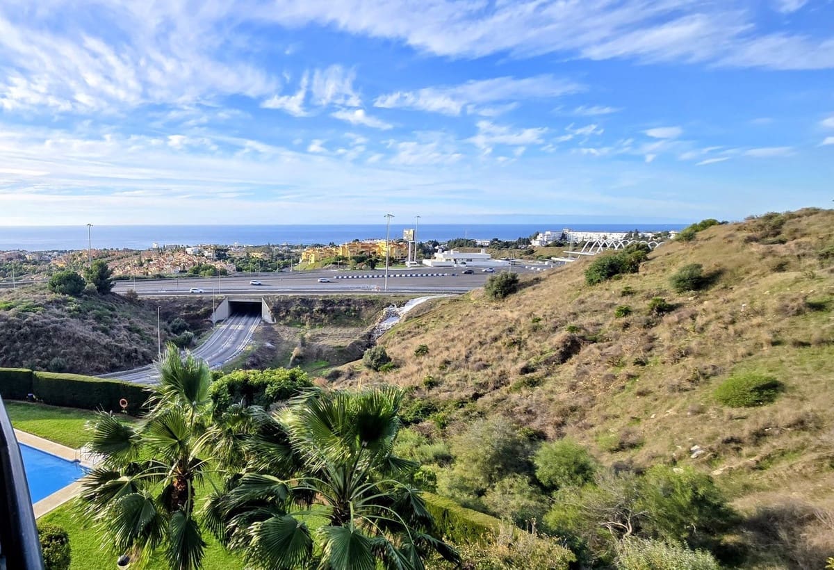 2 chambre Appartement à vendre à Riviera del Sol avec piscine - 280 000 € (Ref: 9528726)