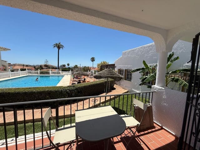 2 sypialnia Apartament na sprzedaż w El Chaparral, Miasto Málaga z basenem - 284 000 € (Ref: 9528728)