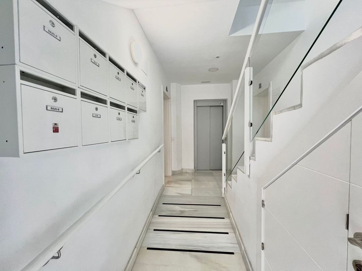 2 soveværelse Lejlighed til salg i Fuengirola - € 285.000 (Ref: 9528729)