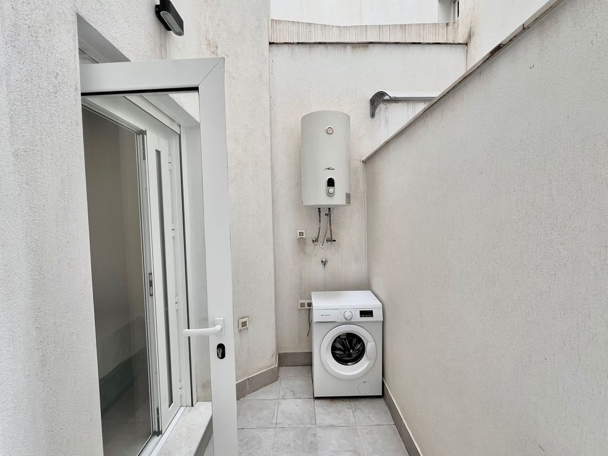 2 soveværelse Lejlighed til salg i Fuengirola - € 285.000 (Ref: 9528729)