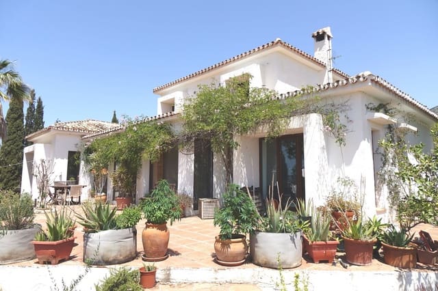 4 quarto Moradia para venda em Valtocado, Mijas com piscina garagem - 1 850 000 € (Ref: 9534827)