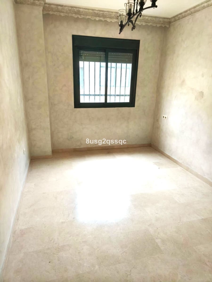 3 camera da letto Attico in vendita in Estepona con piscina garage - 465.000 € (Rif: 9534850)