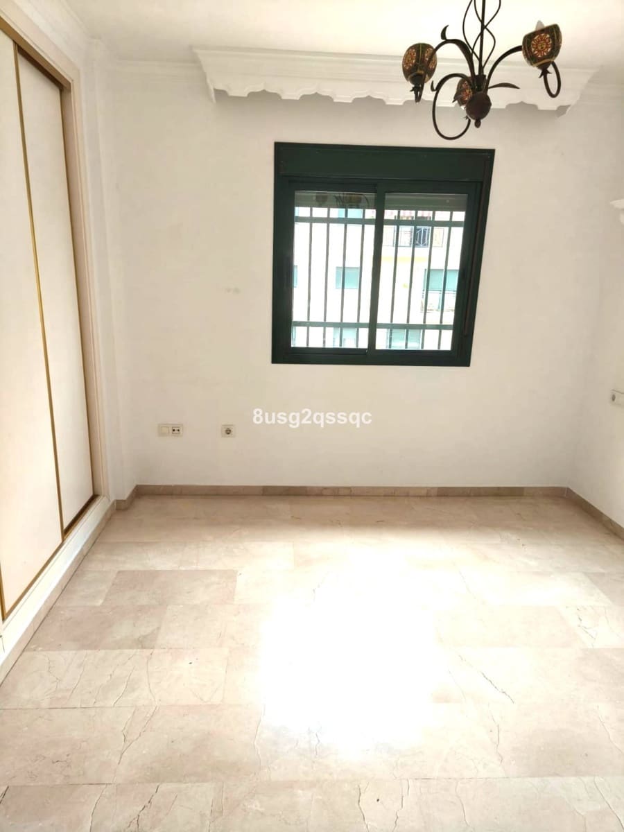 3 camera da letto Attico in vendita in Estepona con piscina garage - 465.000 € (Rif: 9534850)