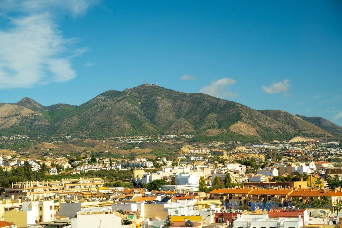 3 bedroom Apartment for sale in Mijas with pool - € 375,000 (Ref: 9534943)