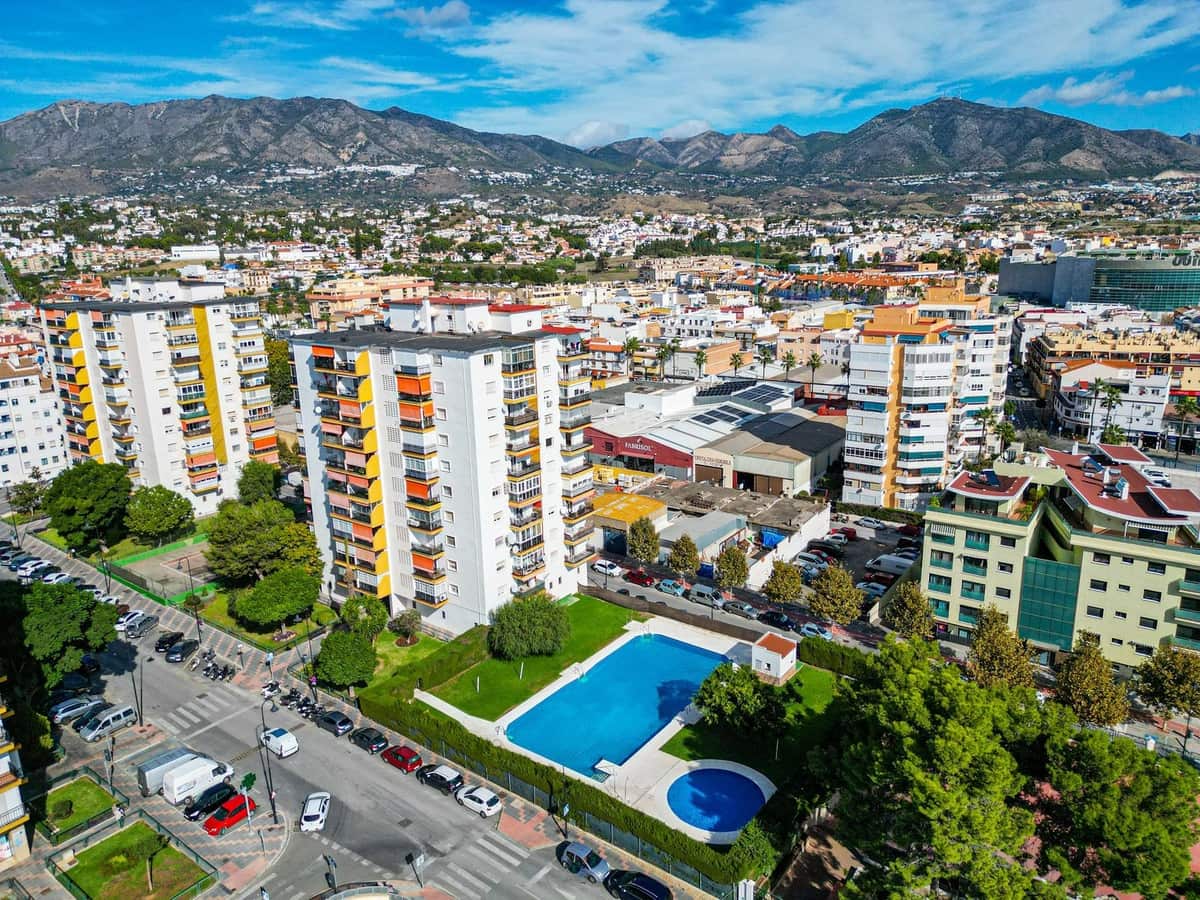 3 bedroom Apartment for sale in Mijas with pool - € 375,000 (Ref: 9534943)