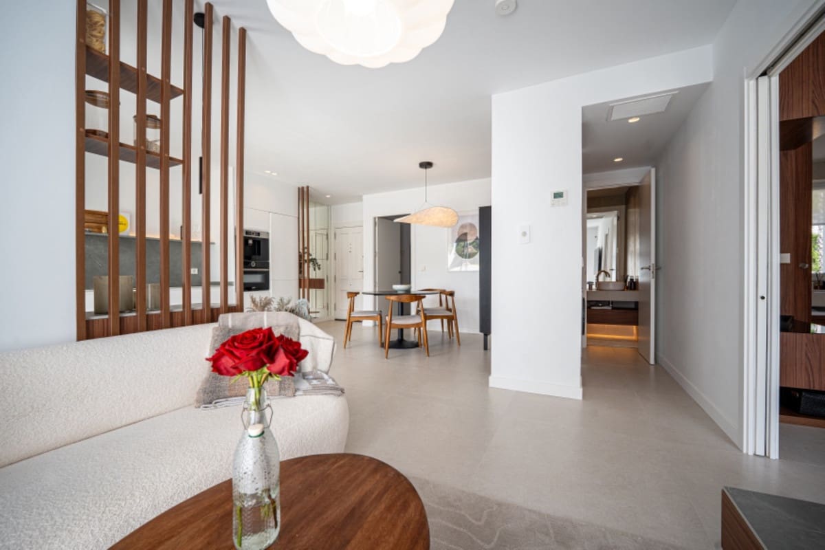 2 bedroom Apartment for sale in Benahavis with pool garage - € 595,000 (Ref: 9535059)