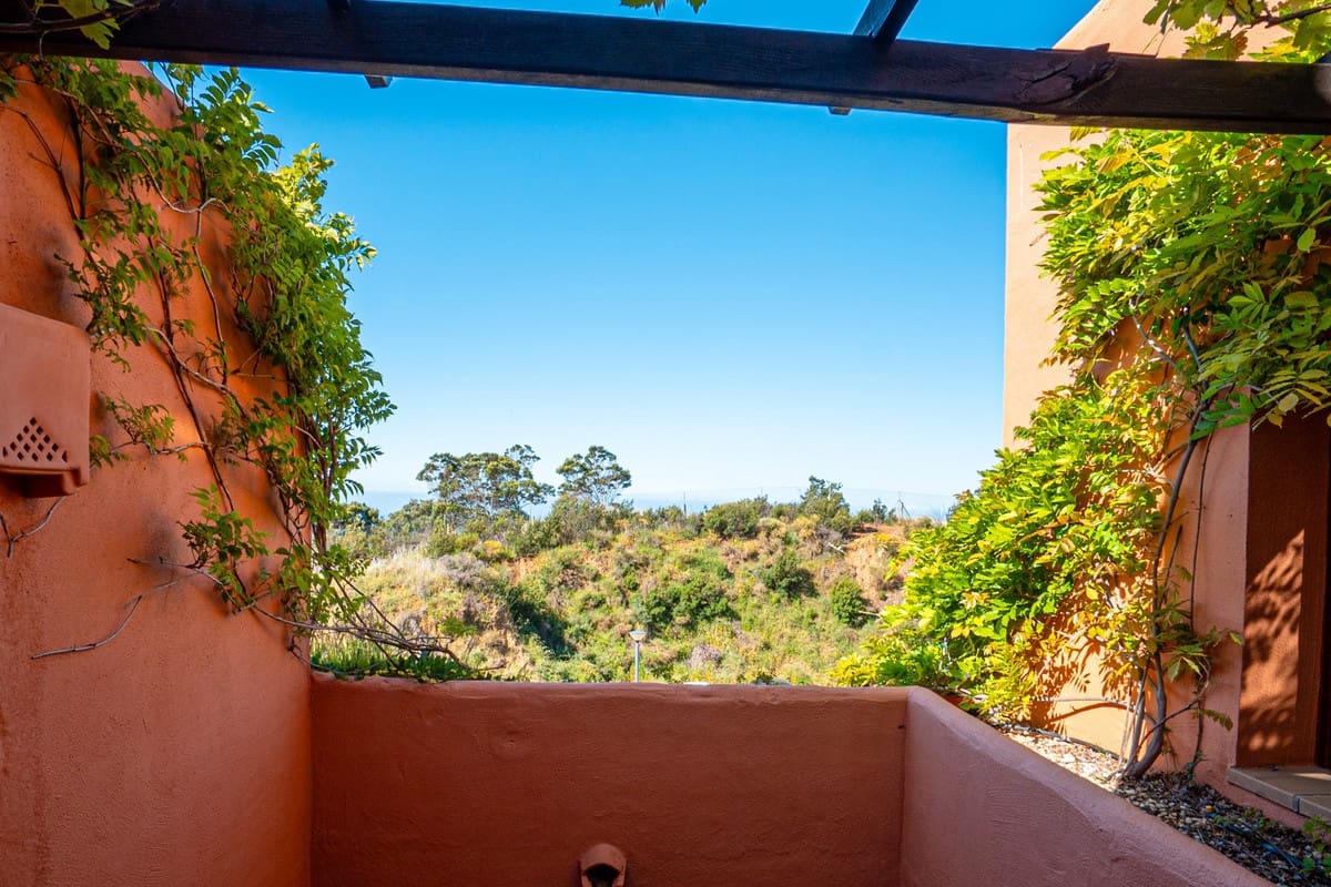 3 soveværelse Penthouse til salg i Marbella med swimmingpool garage - € 699.000 (Ref: 9535068)