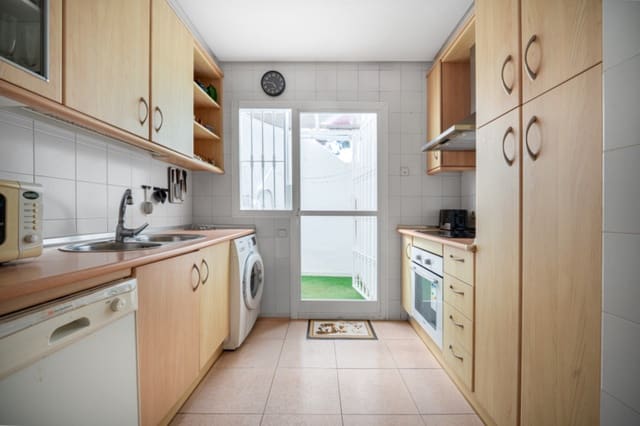 3 Zimmer Haus zu verkaufen in Sierra Blanca, Marbella mit Pool Garage - 865.000 € (Ref: 9535085)