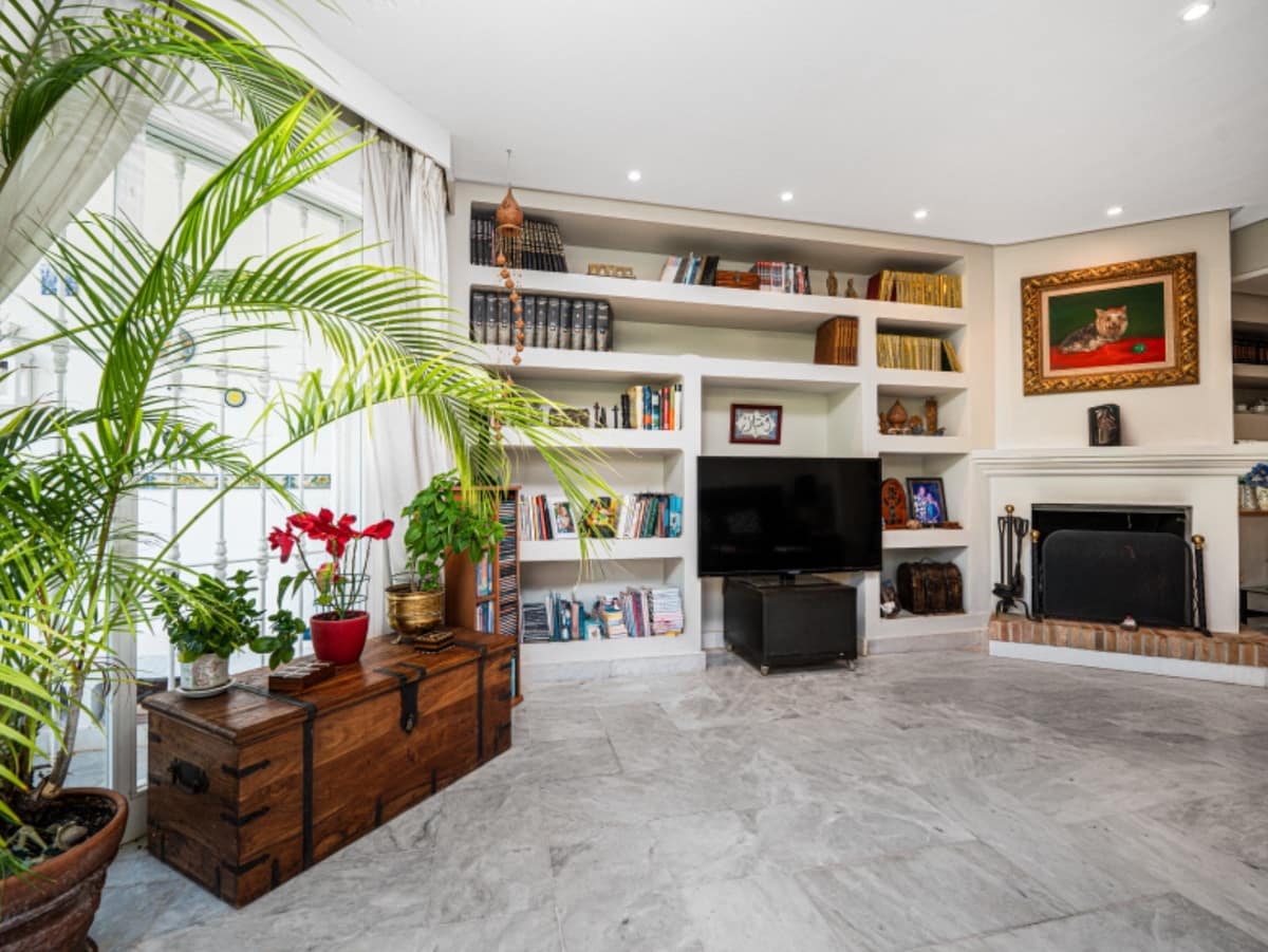 3 Zimmer Haus zu verkaufen in Golden Mile mit Pool Garage - 865.000 € (Ref: 9535085)