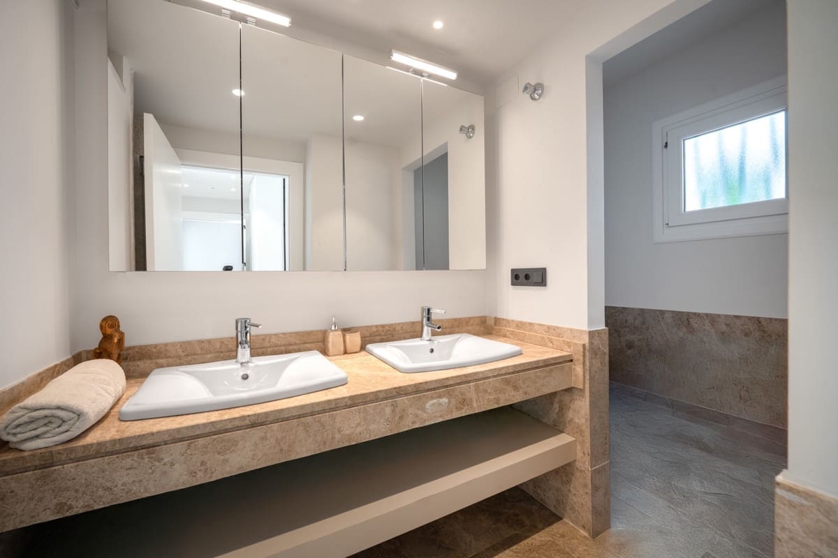 3 slaapkamer Huis te koop in Marbella met zwembad garage - € 895.000 (Ref: 9535096)