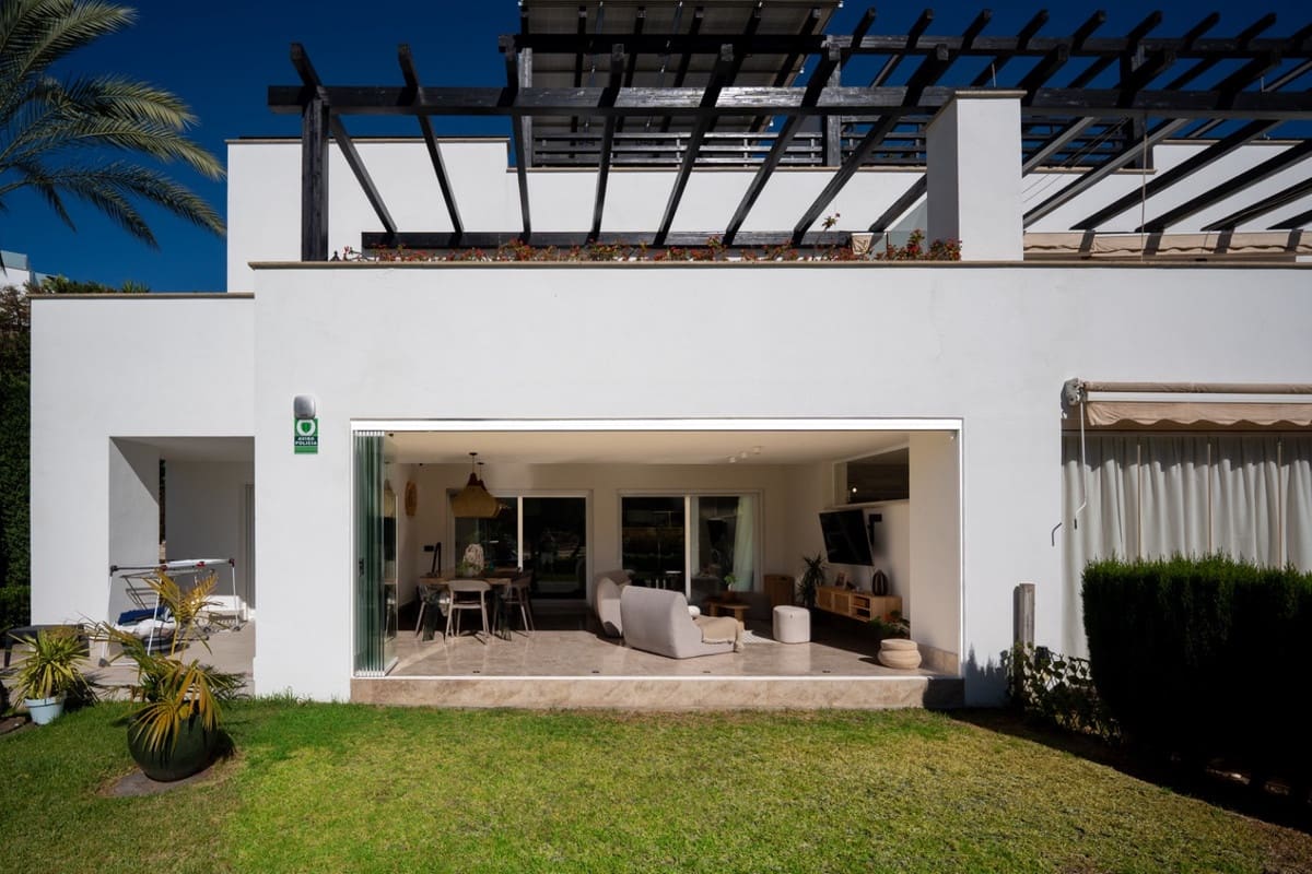 3 slaapkamer Huis te koop in Marbella met zwembad garage - € 895.000 (Ref: 9535096)