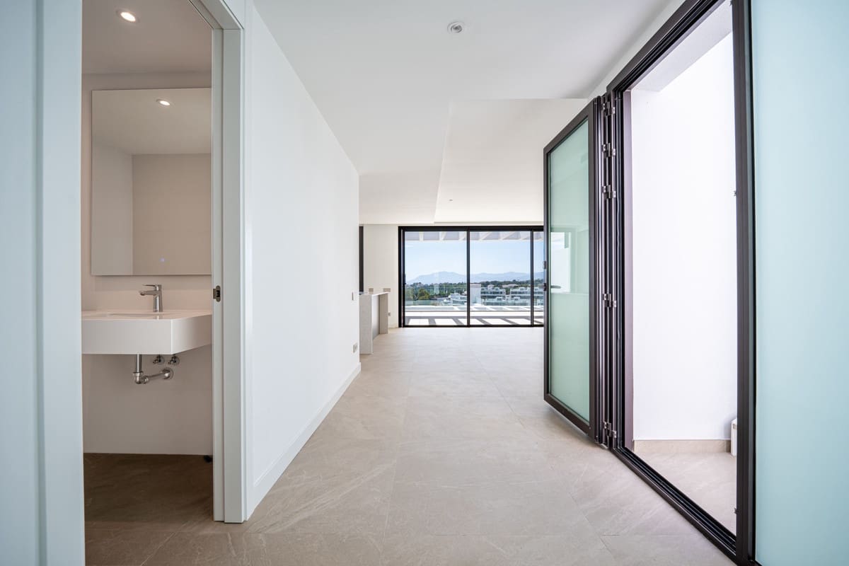 2 soveværelse Penthouse til salg i Marbella med swimmingpool garage - € 1.449.000 (Ref: 9535098)