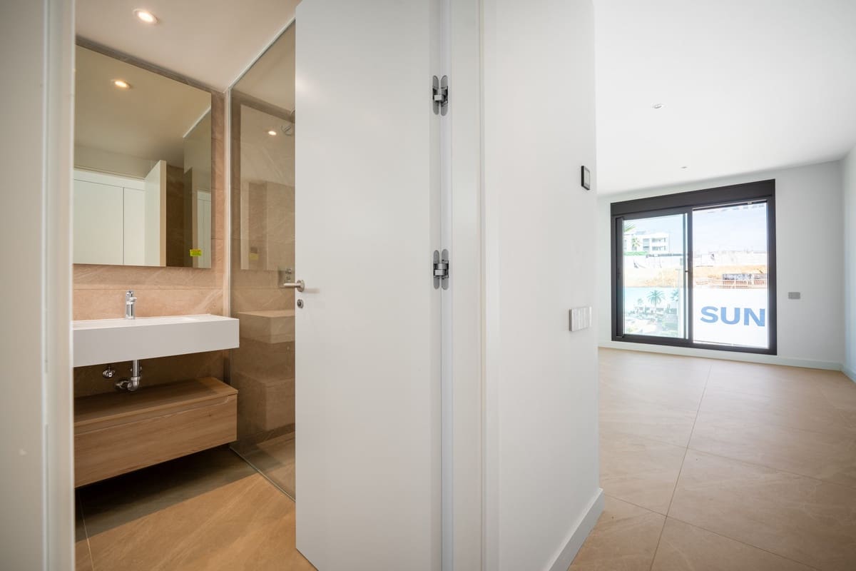 2 soveværelse Penthouse til salg i Marbella med swimmingpool garage - € 1.449.000 (Ref: 9535098)