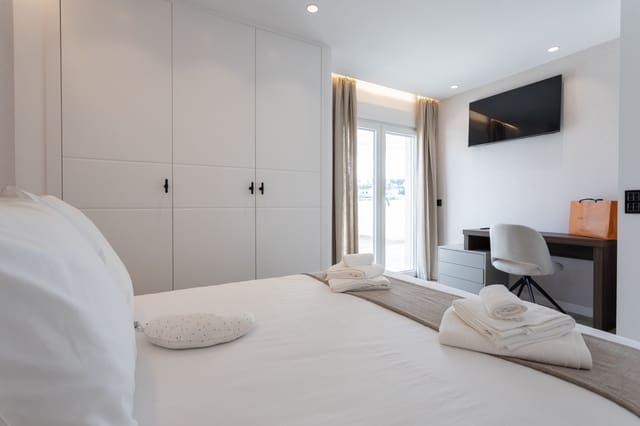 4 soveværelse Lejlighed til salg i Nueva Andalucia, Marbella med swimmingpool garage - € 1.690.000 (Ref: 9535102)