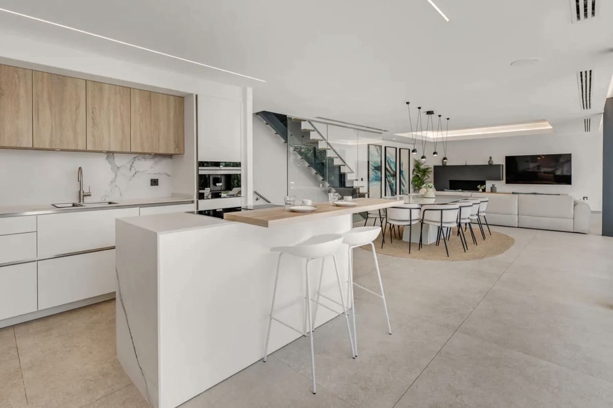 4 soverom Villa til salgs i Artola med svømmebasseng garasje - € 1 895 000 (Ref: 9535103)