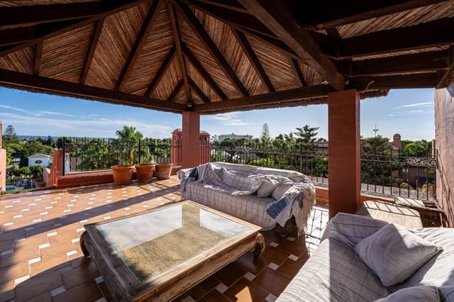 5 quarto Penthouse para venda em Guadalmina Baja, Marbella com piscina garagem - 2 295 000 € (Ref: 9535105)