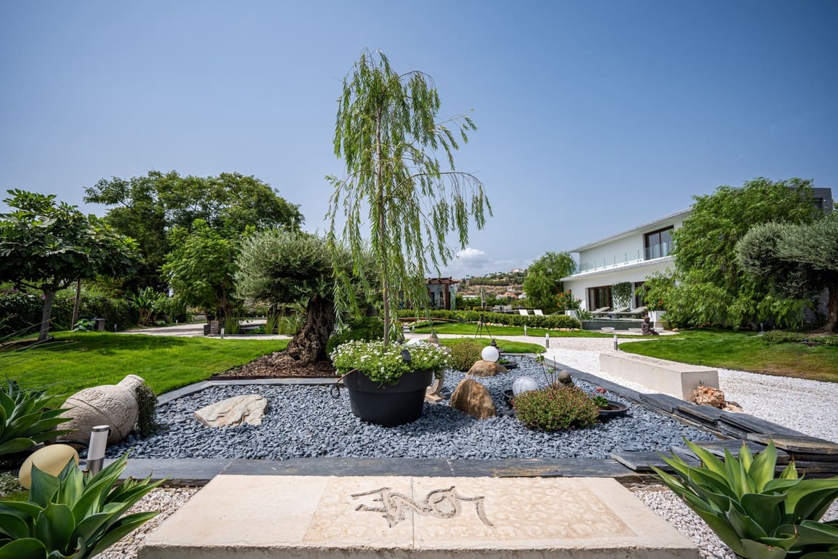 5 soverom Villa til salgs i Benahavis med svømmebasseng - € 3 950 000 (Ref: 9535110)