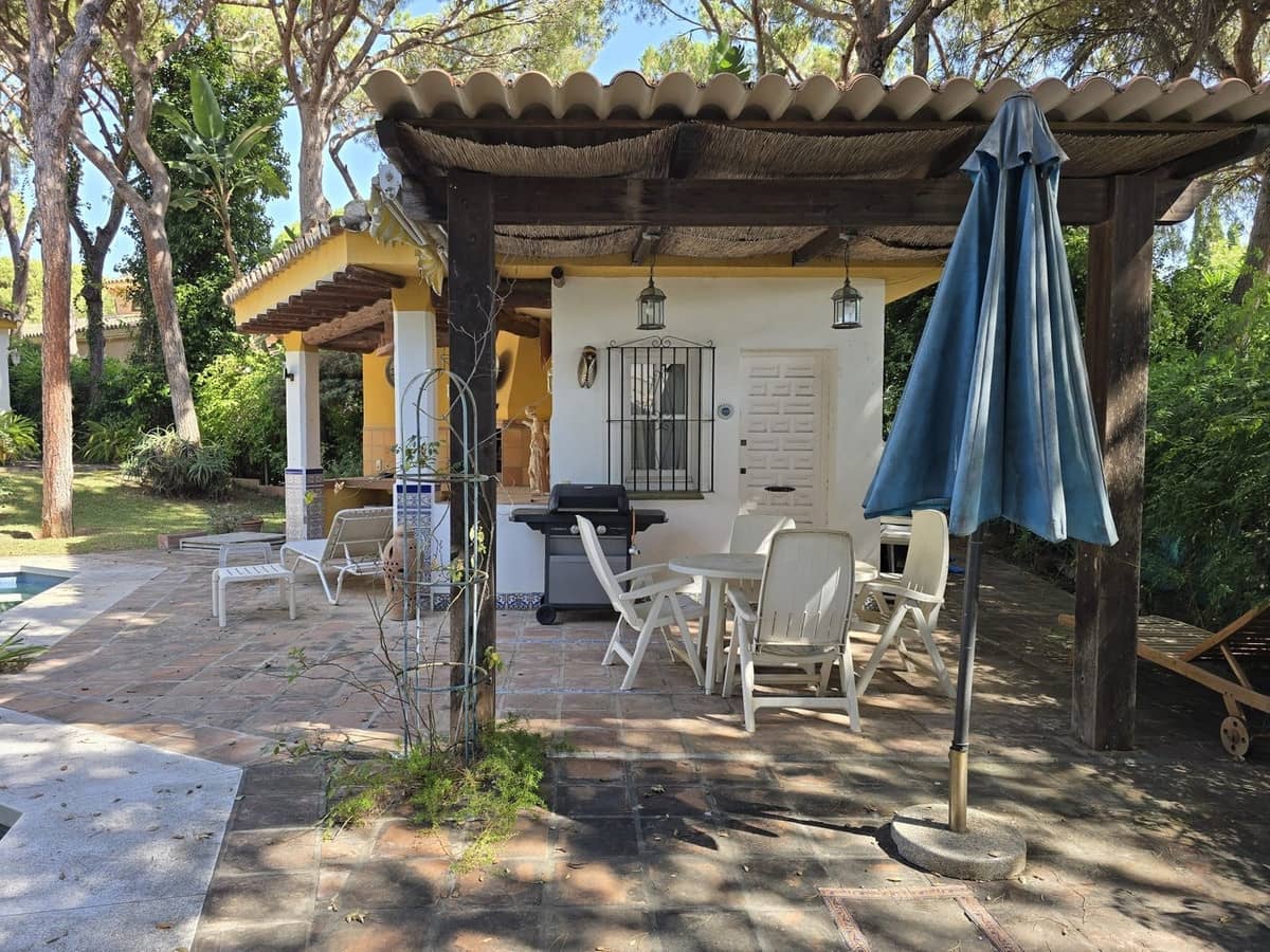 4 camera da letto Villa in vendita in Calahonda con piscina garage - 890.000 € (Rif: 9535116)