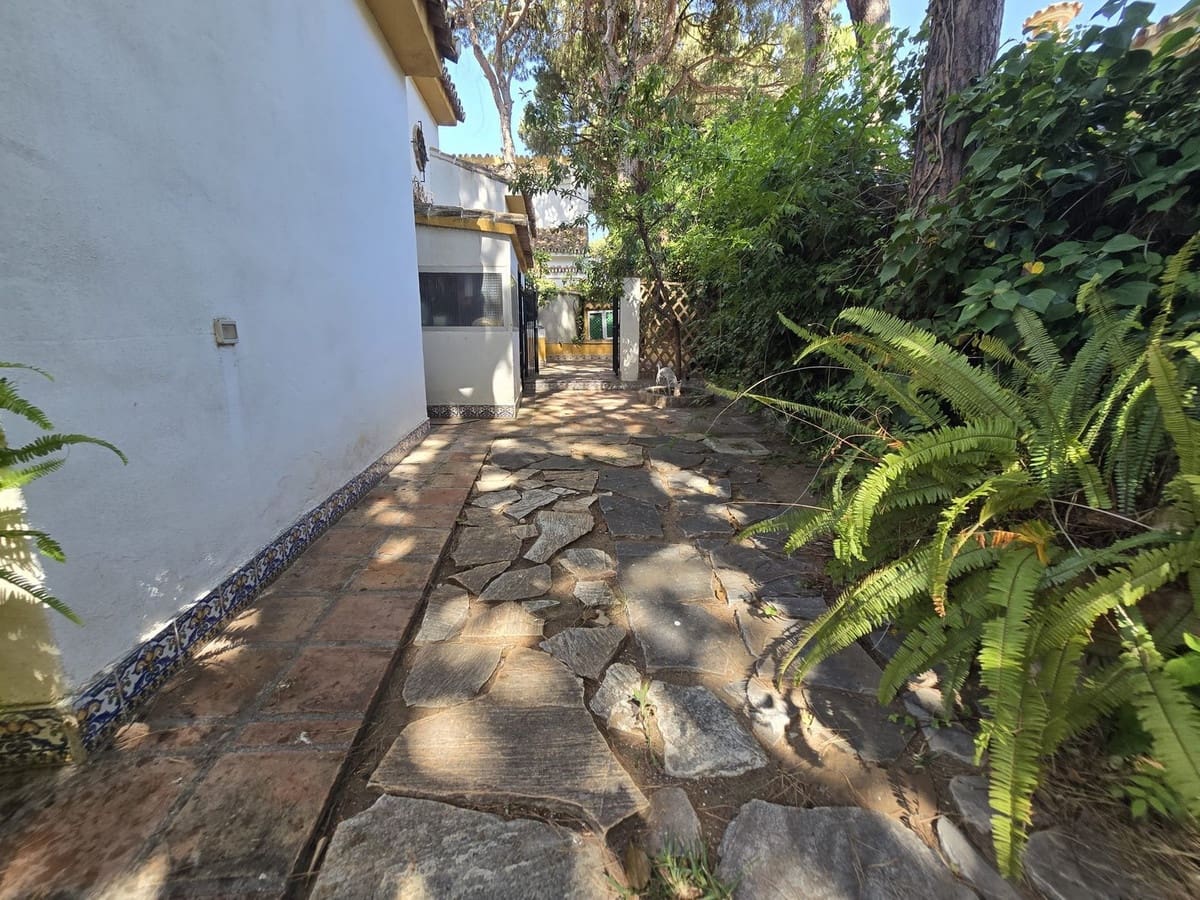 4 camera da letto Villa in vendita in Calahonda con piscina garage - 890.000 € (Rif: 9535116)