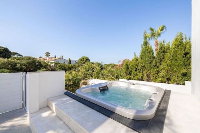 3 bedroom Villa for sale in El Faro de Calaburra - Chaparral, Mijas with pool - € 720,000 (Ref: 9535120)