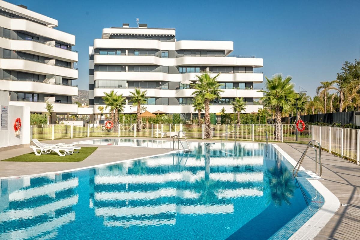 2 sovrum Takvåning till salu i Torremolinos med pool garage - 980 000 € (Ref: 9535131)