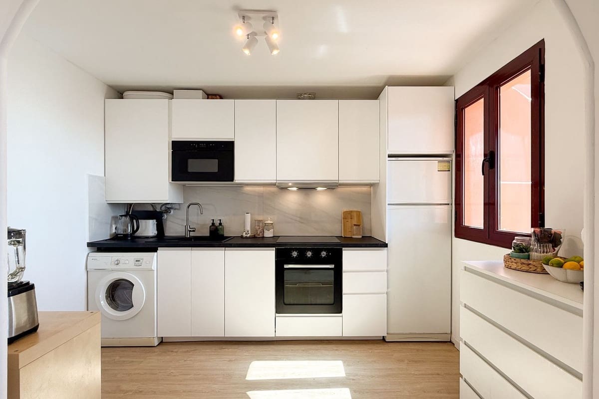 1 camera da letto Appartamento in vendita in New Golden Mile con piscina garage - 275.000 € (Rif: 9536933)