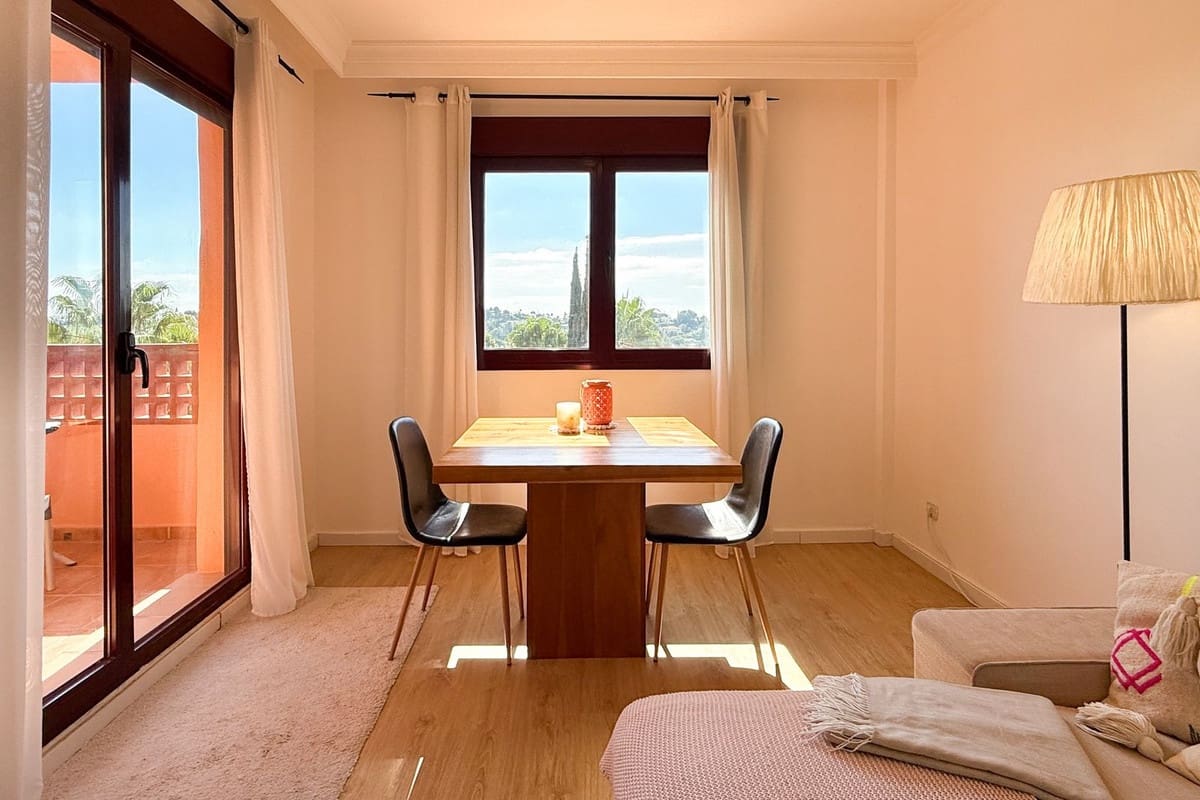 1 camera da letto Appartamento in vendita in New Golden Mile con piscina garage - 275.000 € (Rif: 9536933)