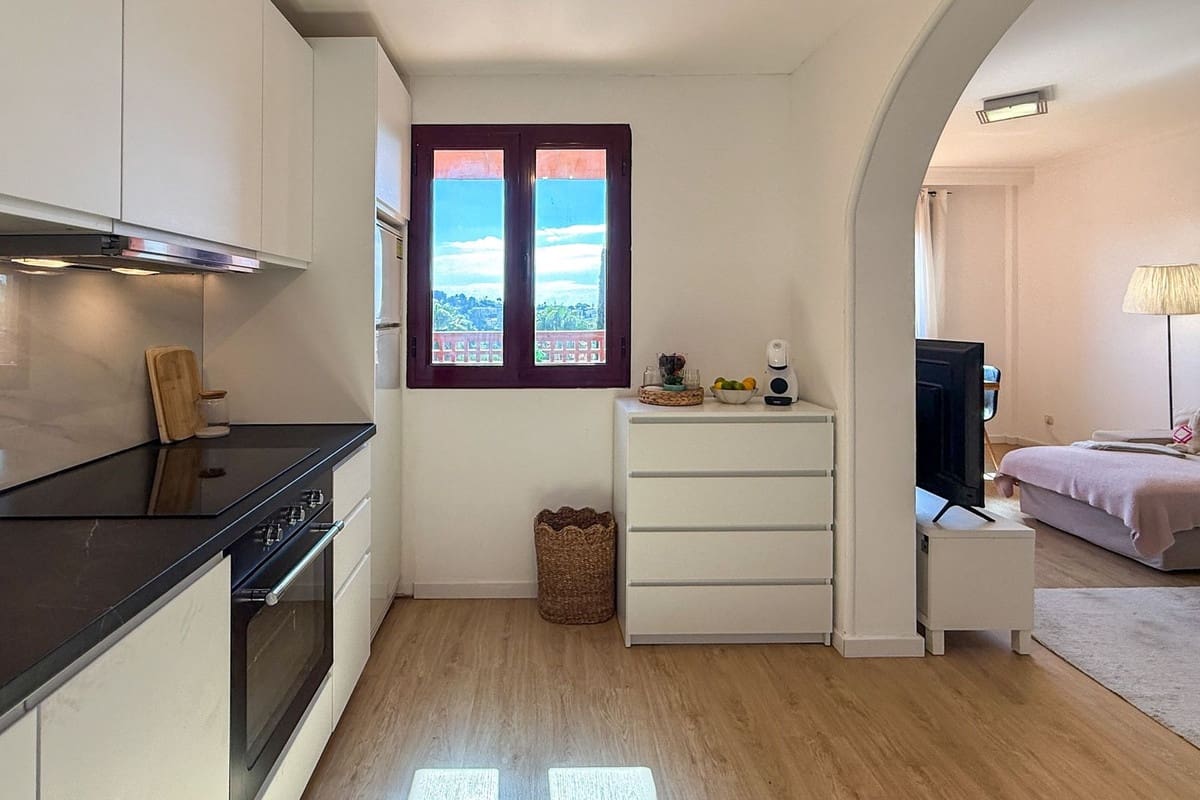 1 camera da letto Appartamento in vendita in New Golden Mile con piscina garage - 275.000 € (Rif: 9536933)