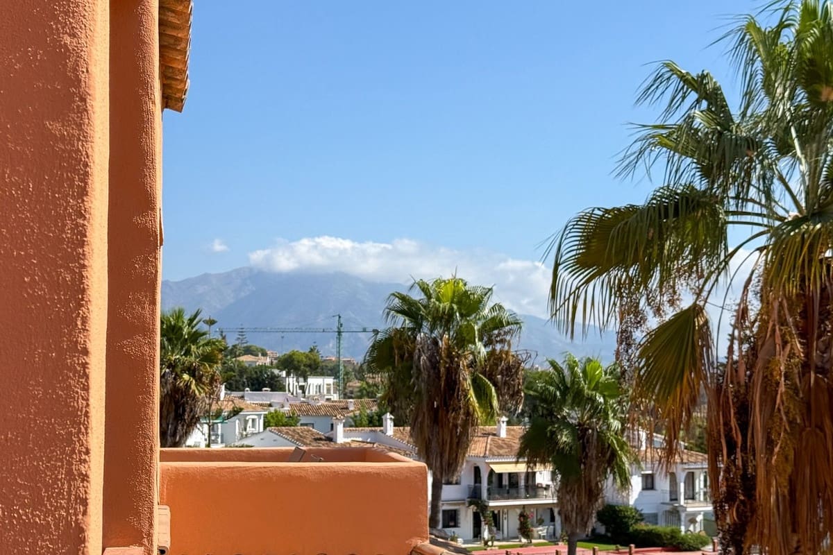 1 camera da letto Appartamento in vendita in New Golden Mile con piscina garage - 275.000 € (Rif: 9536933)