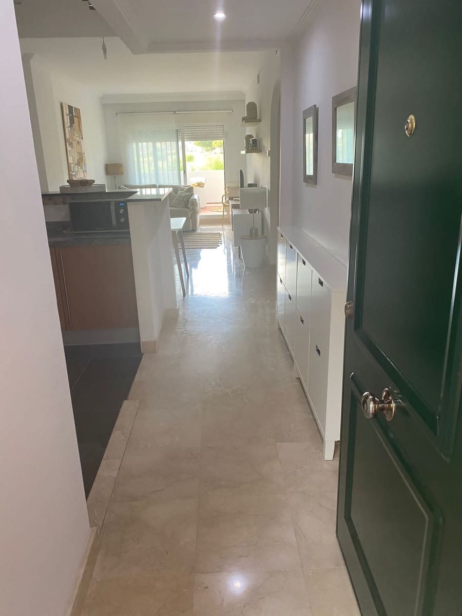 2 bedroom Apartment for sale in Mijas Golf with pool garage - € 299,000 (Ref: 9536945)